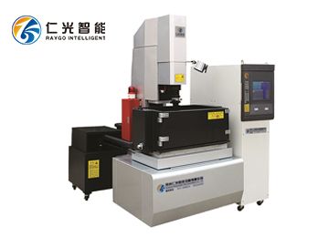 三軸鏡面電火花機操作效果怎樣，20年行業(yè)經(jīng)驗—仁光智能